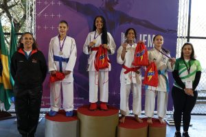 Karatê de Janaúba faz história no JEMG 2026 e leva quatro campeões para a etapa nacional